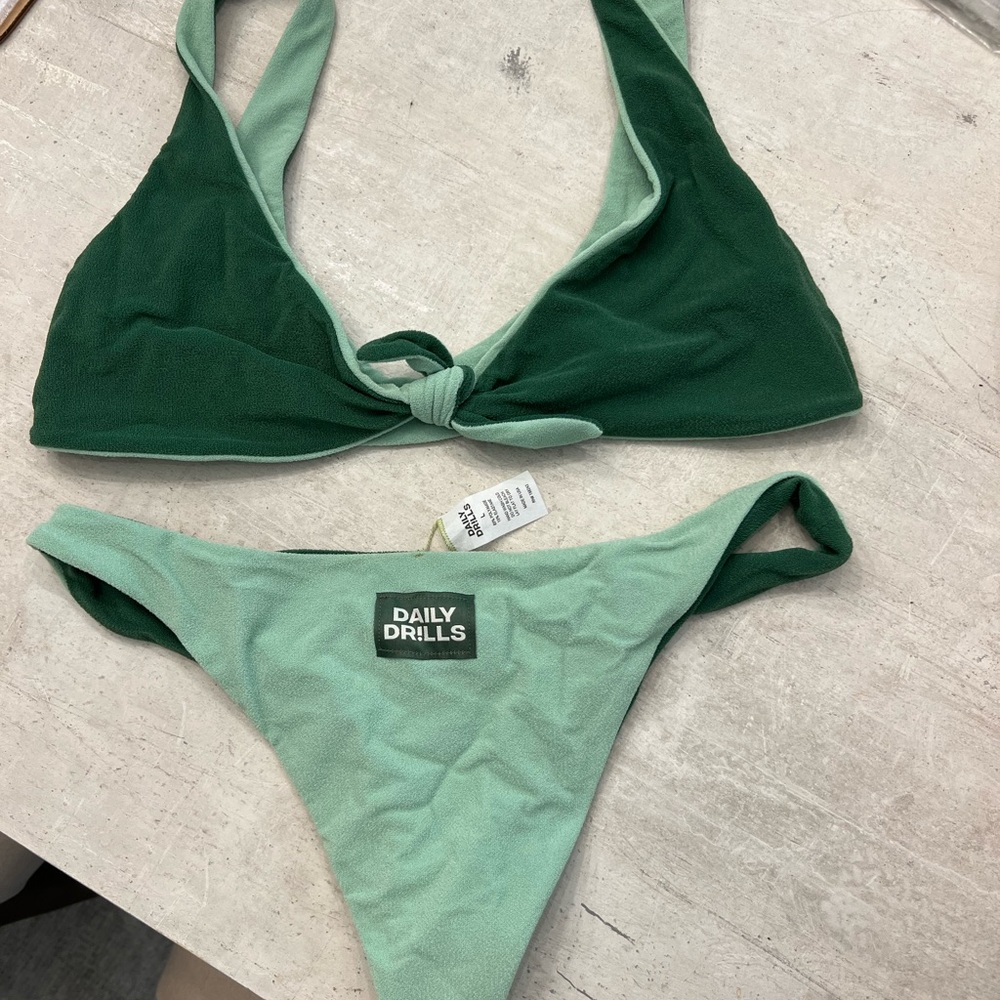 Daily Drills Reversible terry bikini